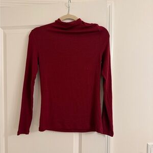 Ribbed mock neck top